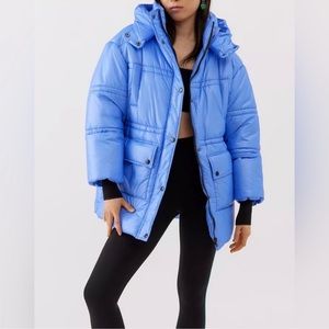 NWT‎ Urban Outfitters Alice Hooded Puffer Jacket